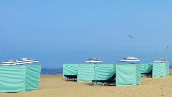 Strandbedden verhuur sets